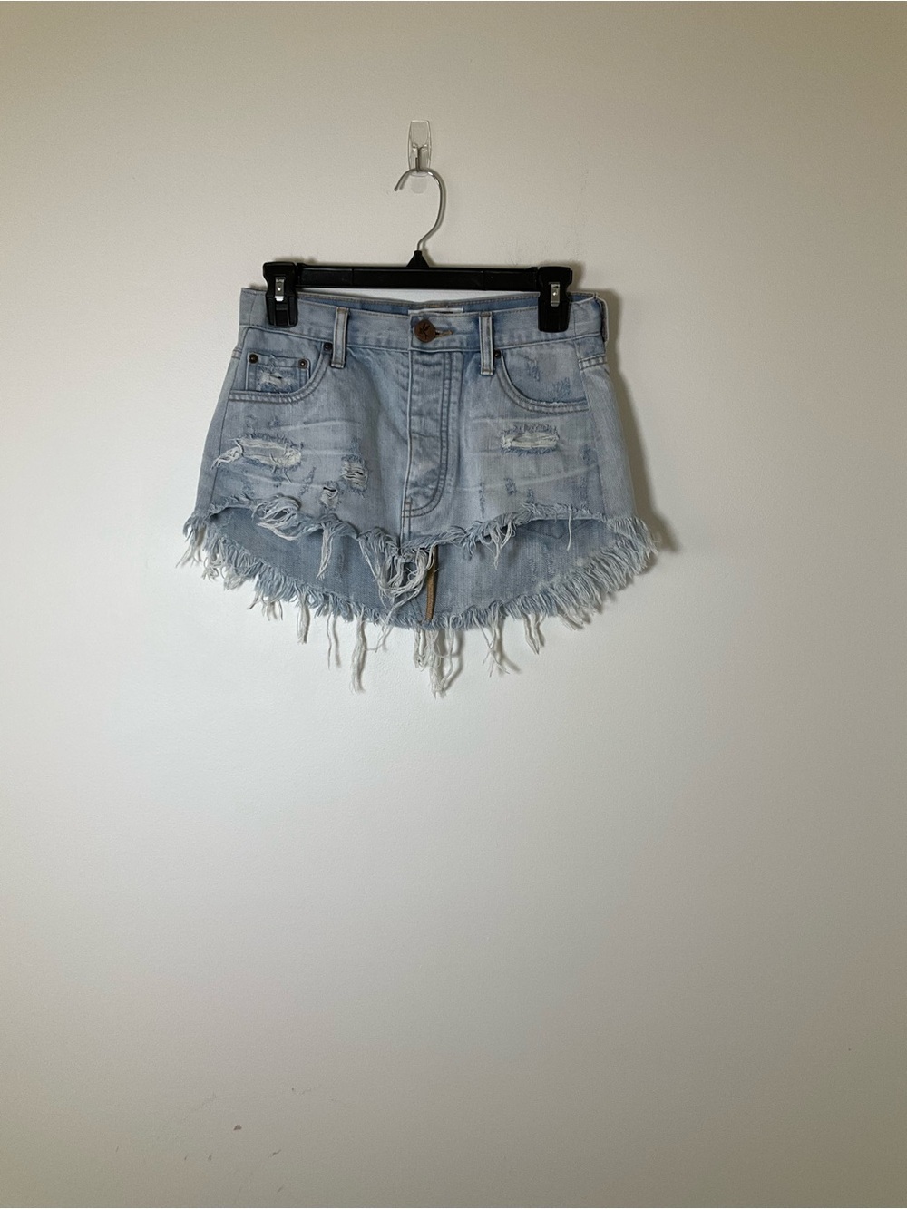 One Teaspoon Bandits Distressed Denim skirt Size 24